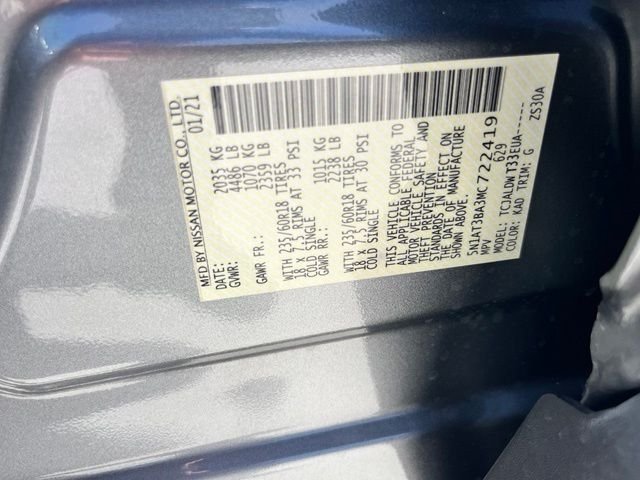 Used 2021 Gray Nissan SV image 12