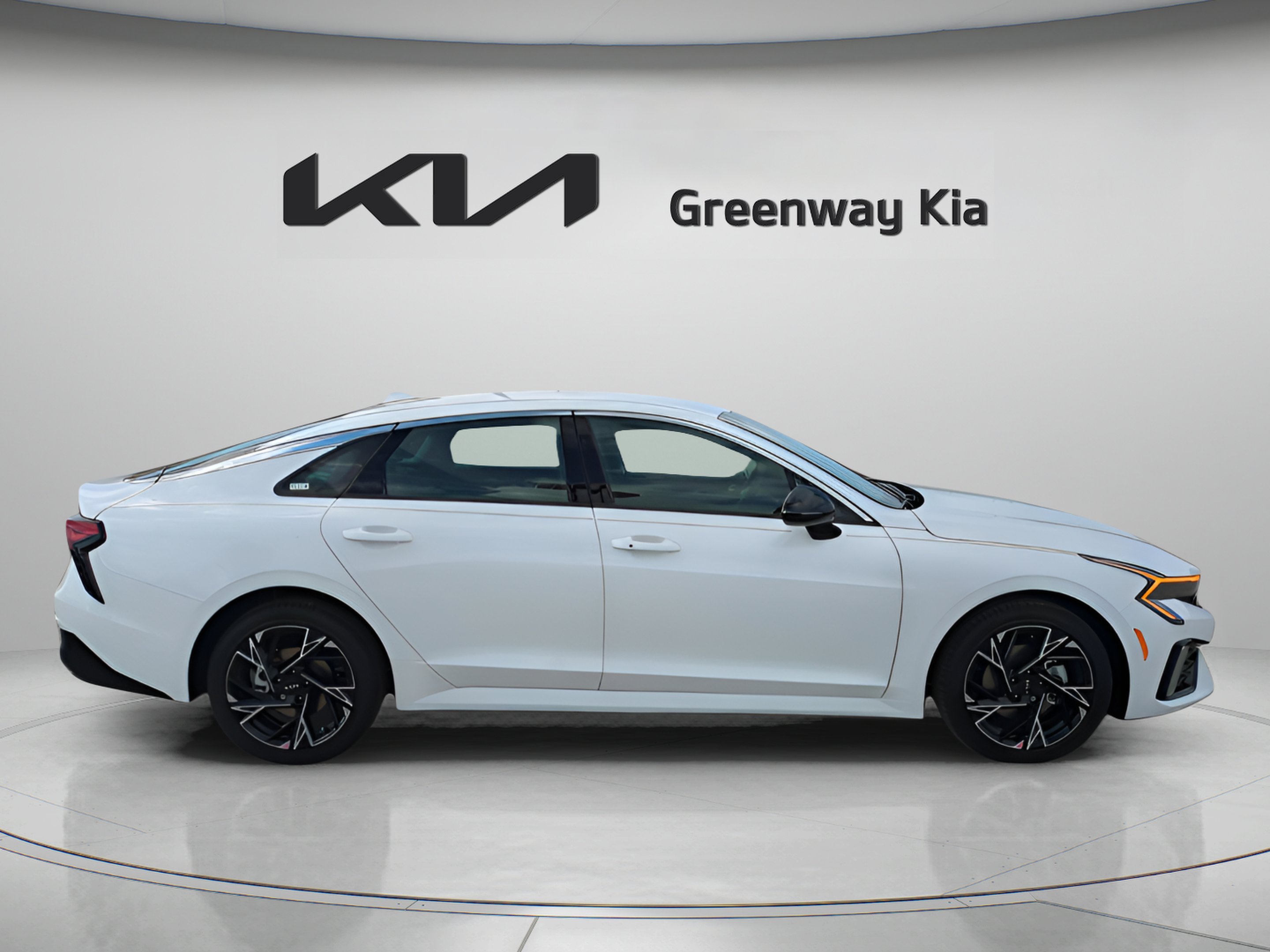 New 2026 Snow White Pearl Kia GT-Line image 9