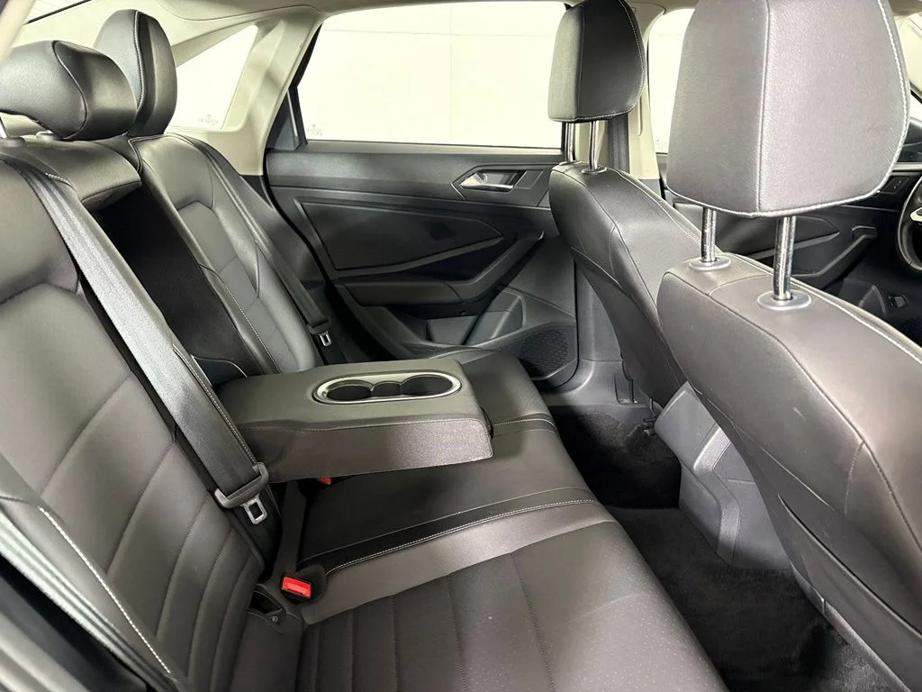 Used 2024 Gray Volkswagen 1.5T SE image 17