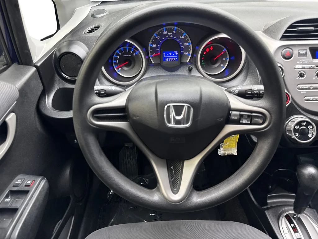 Used 2011  Honda Base image 54