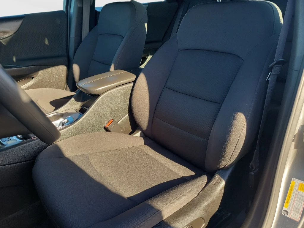 Used 2025 Gray Chevrolet LT image 13