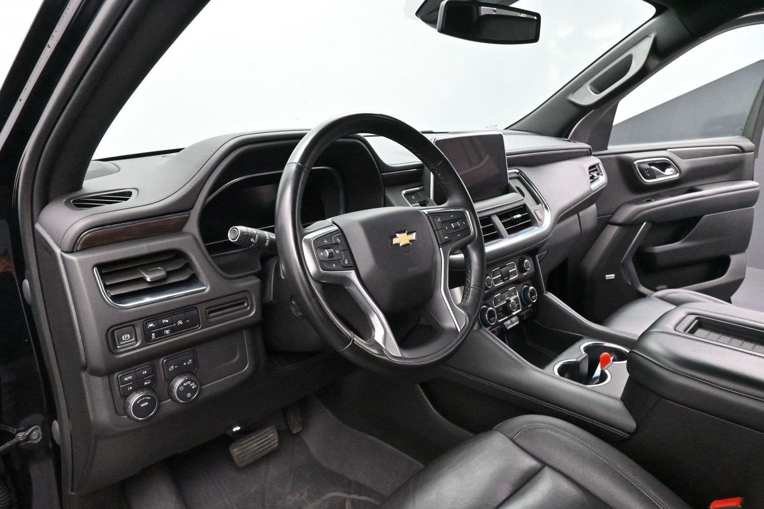 Used 2023 BLACK Chevrolet LT image 19