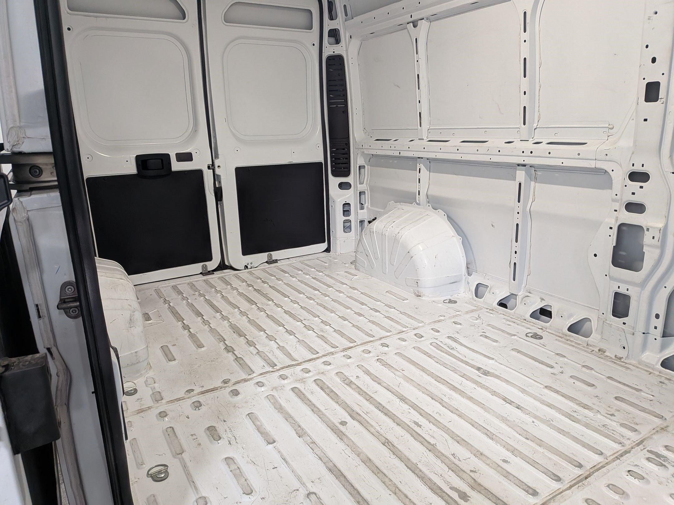 Used 2025 Bright White Clearcoat Ram Tradesman image 27