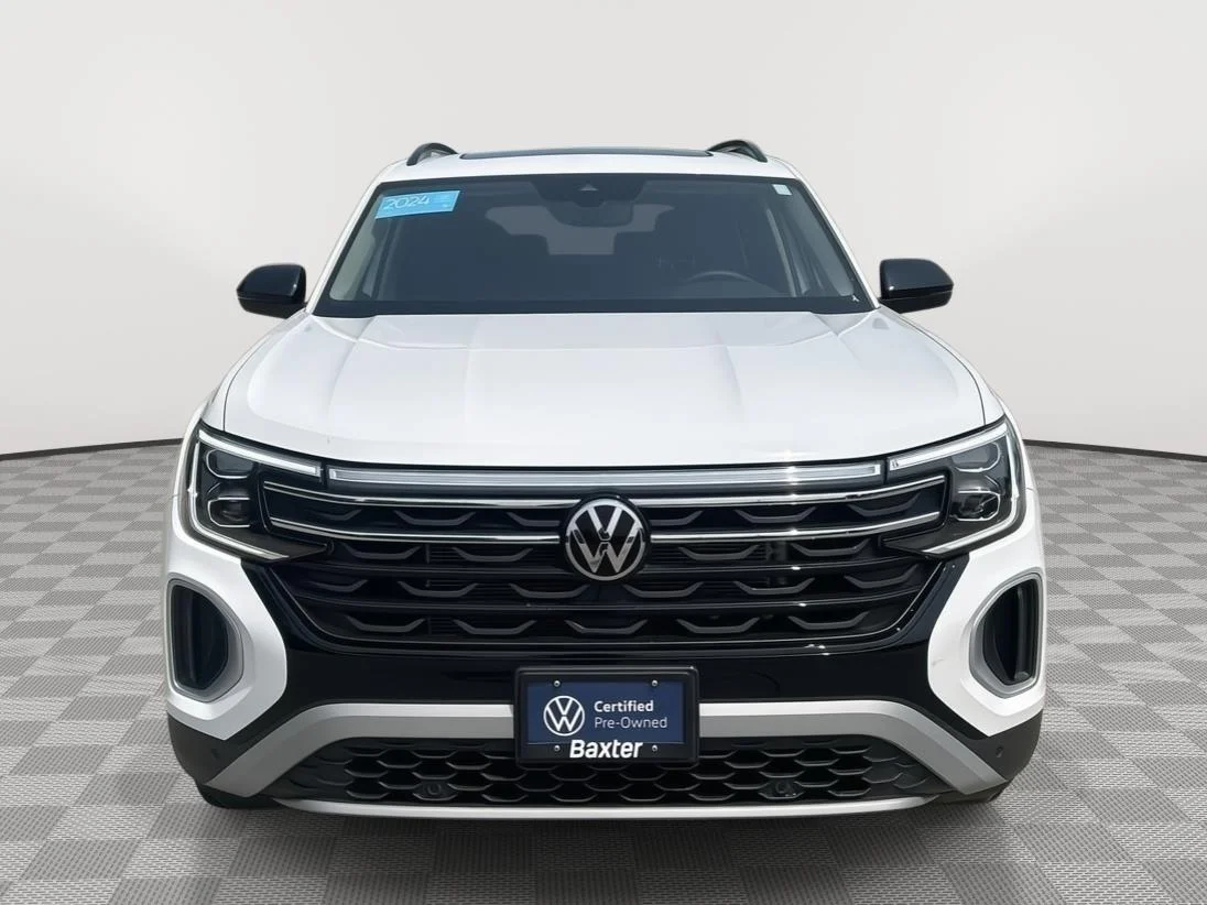 Used 2024 WHITE Volkswagen 2.0T Peak Edition SE w/Technol image 3