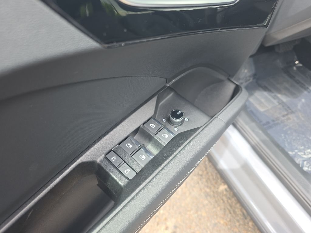 Used 2023 Pebble Audi Prestige image 10