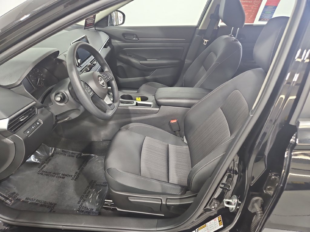 Used 2025 Black Nissan 2.5 S image 11