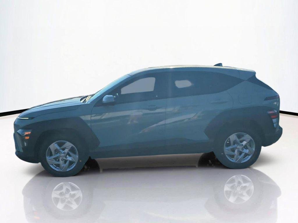New 2027 Green Hyundai SE FWD image 8