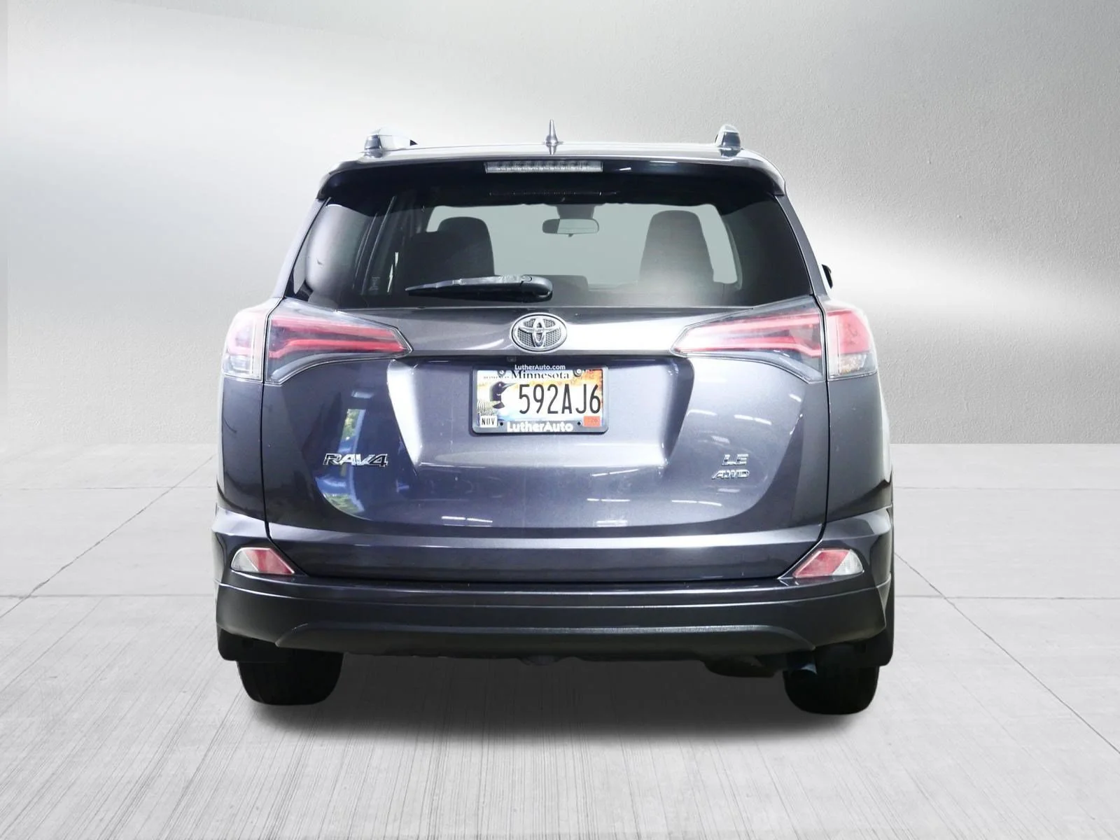 Used 2018 Magnetic Gray Metallic Toyota LE image 6