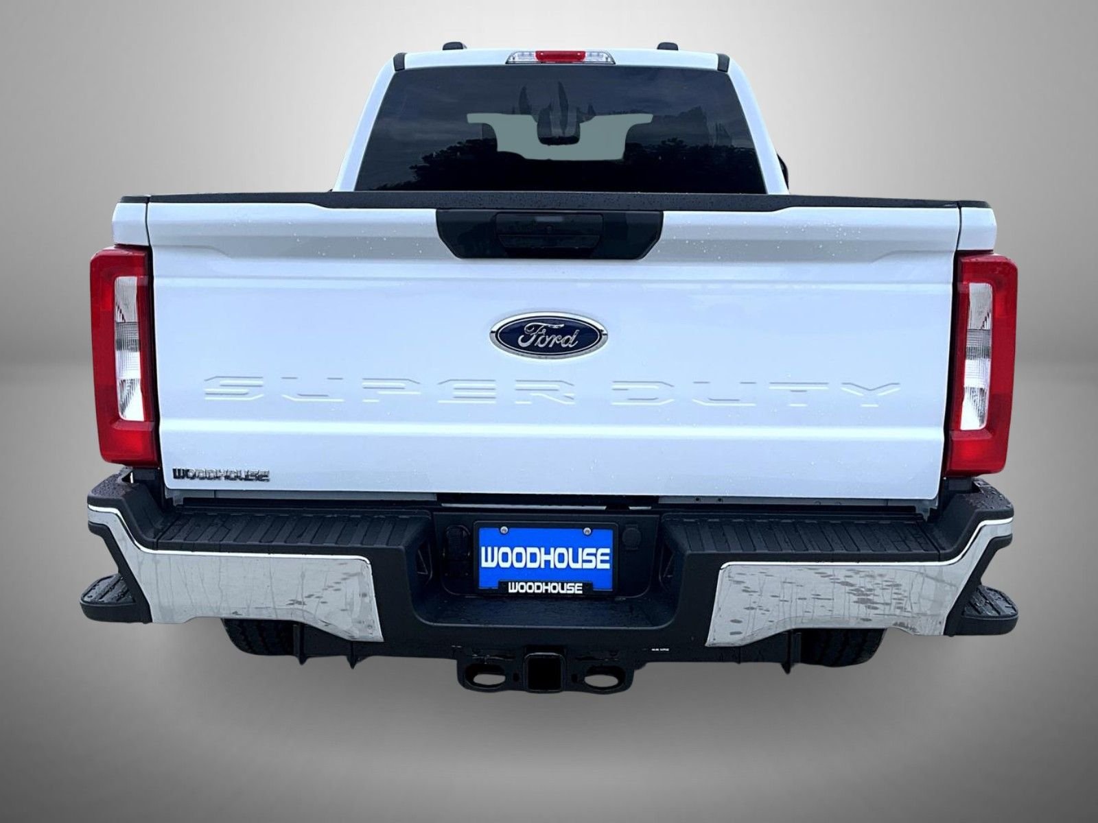 New 2026 Oxford White Ford XLT image 6