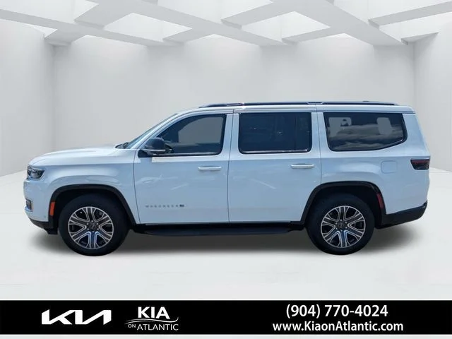 Used 2025 White Jeep Base image 6