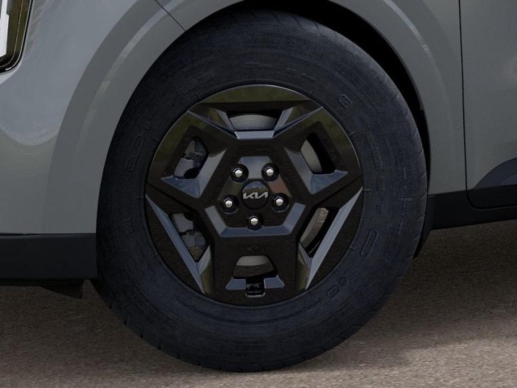 New 2027 Ceramic Silver Kia LXS image 9