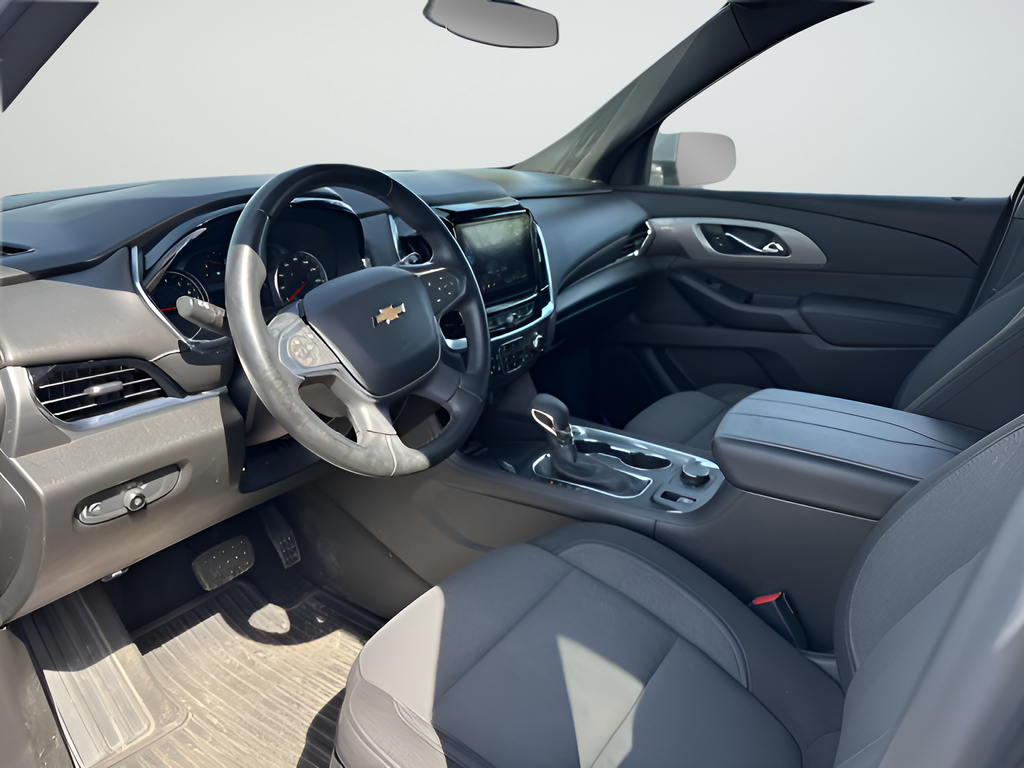 Used 2023 Gray Chevrolet LT image 9