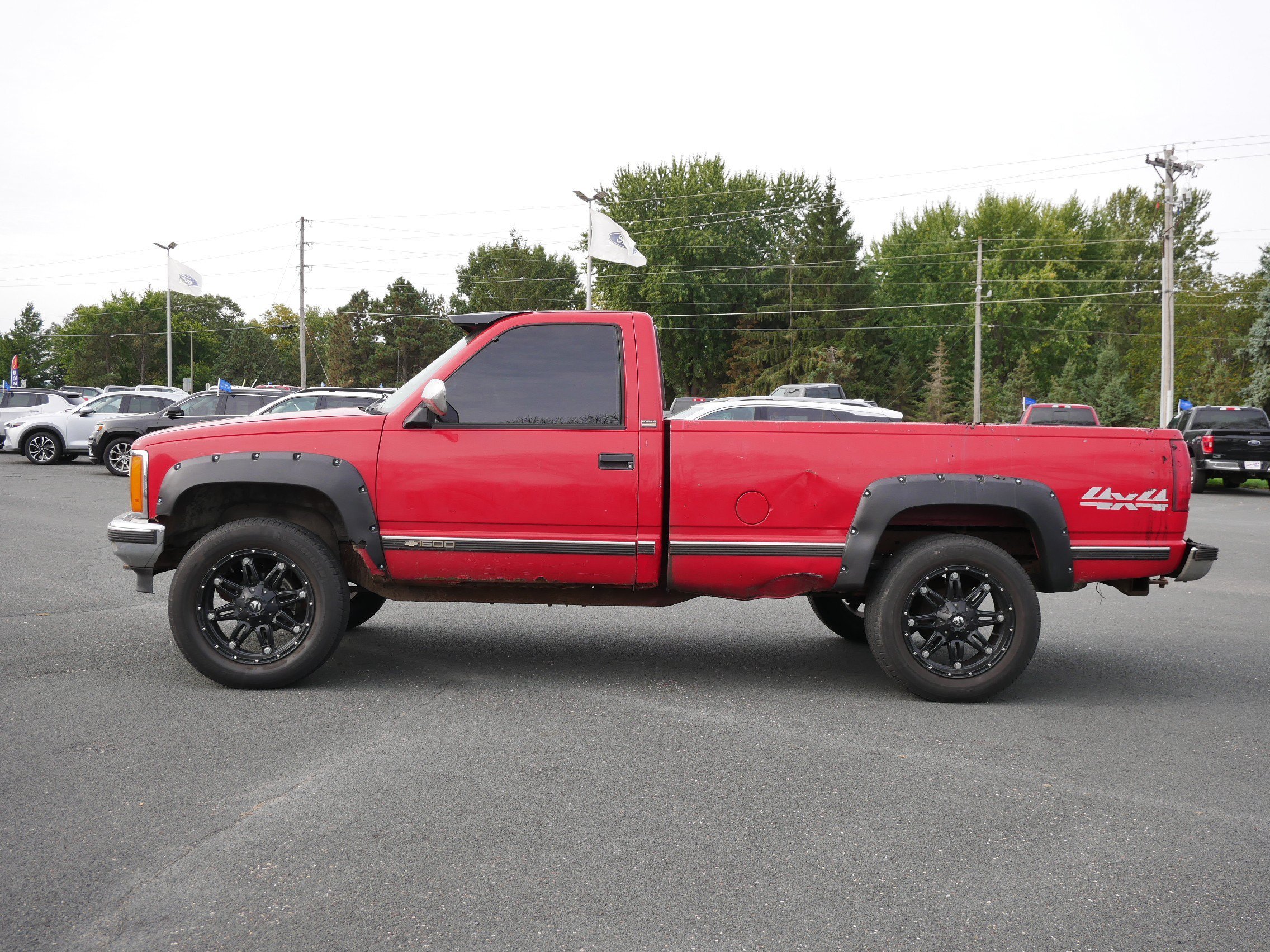 Used 1994 Red Chevrolet  image 2