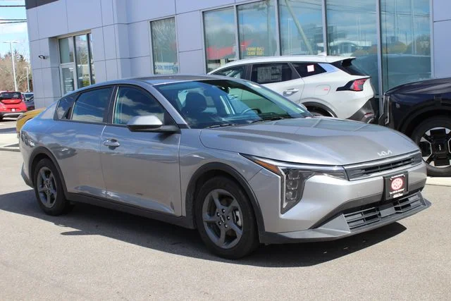 2025 Kia K4