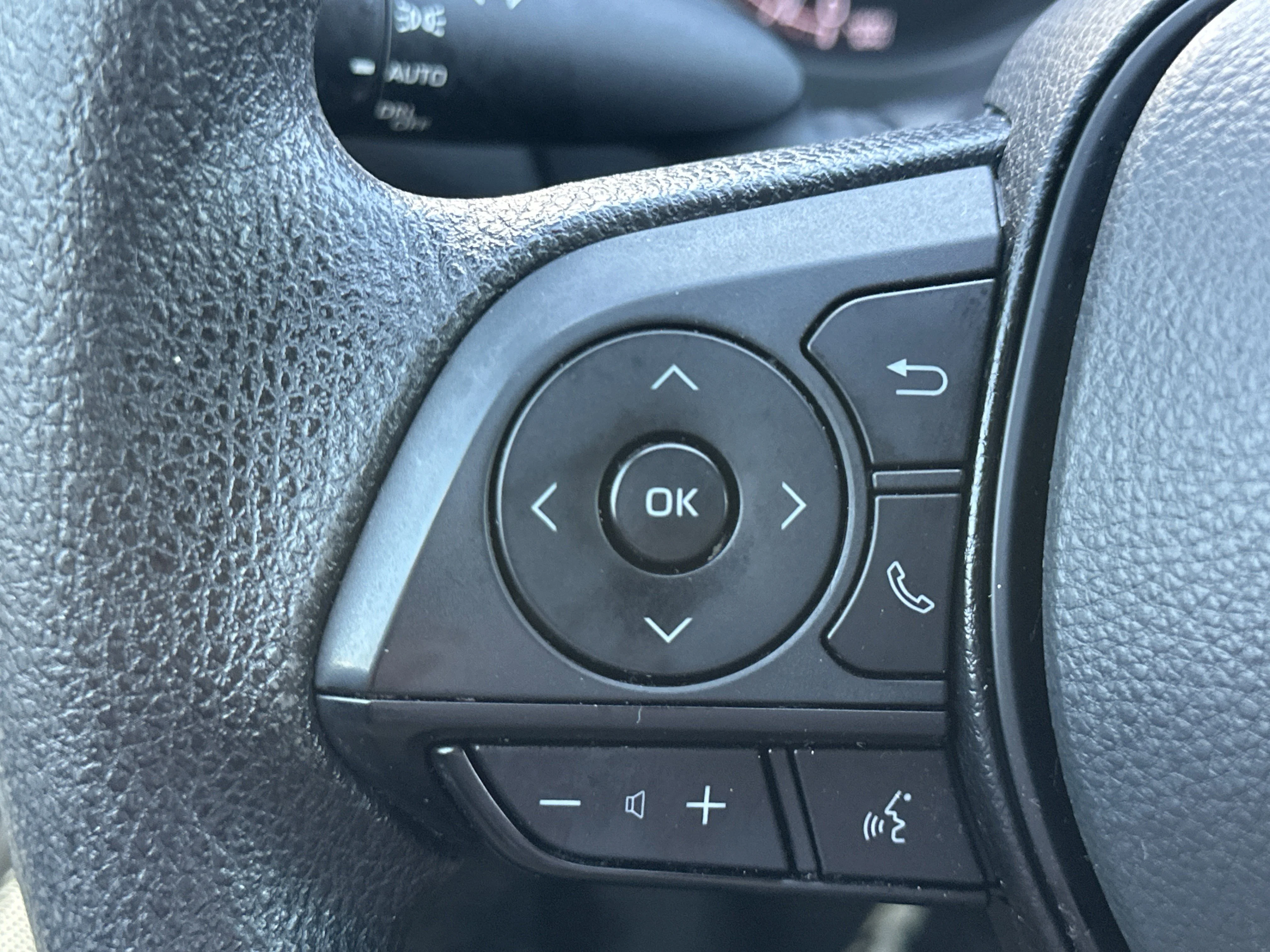 Used 2023 Silver Sky Metallic Toyota XLE image 24