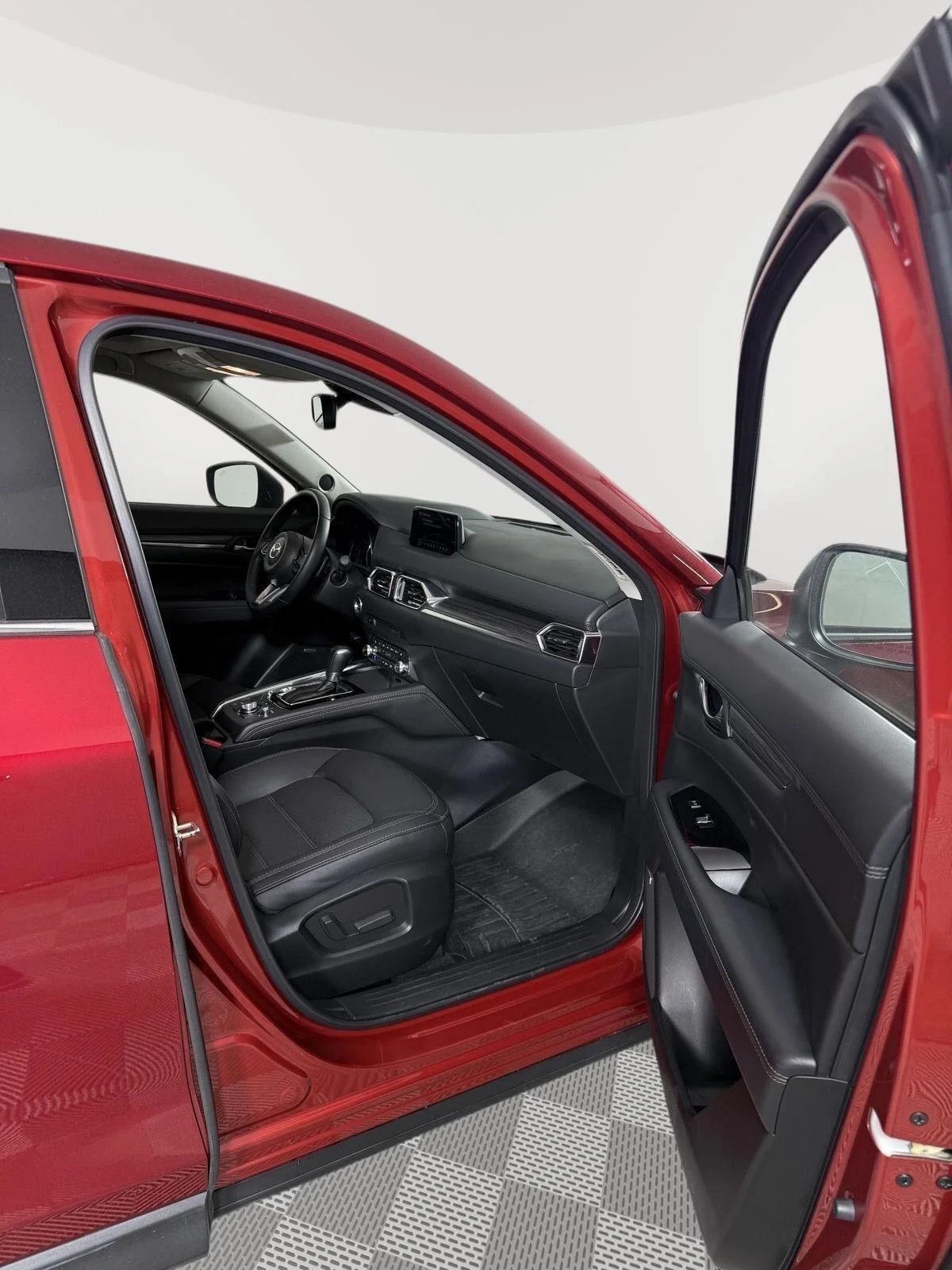 Used 2020 Soul Red Crystal Metallic Mazda Grand Touring image 14