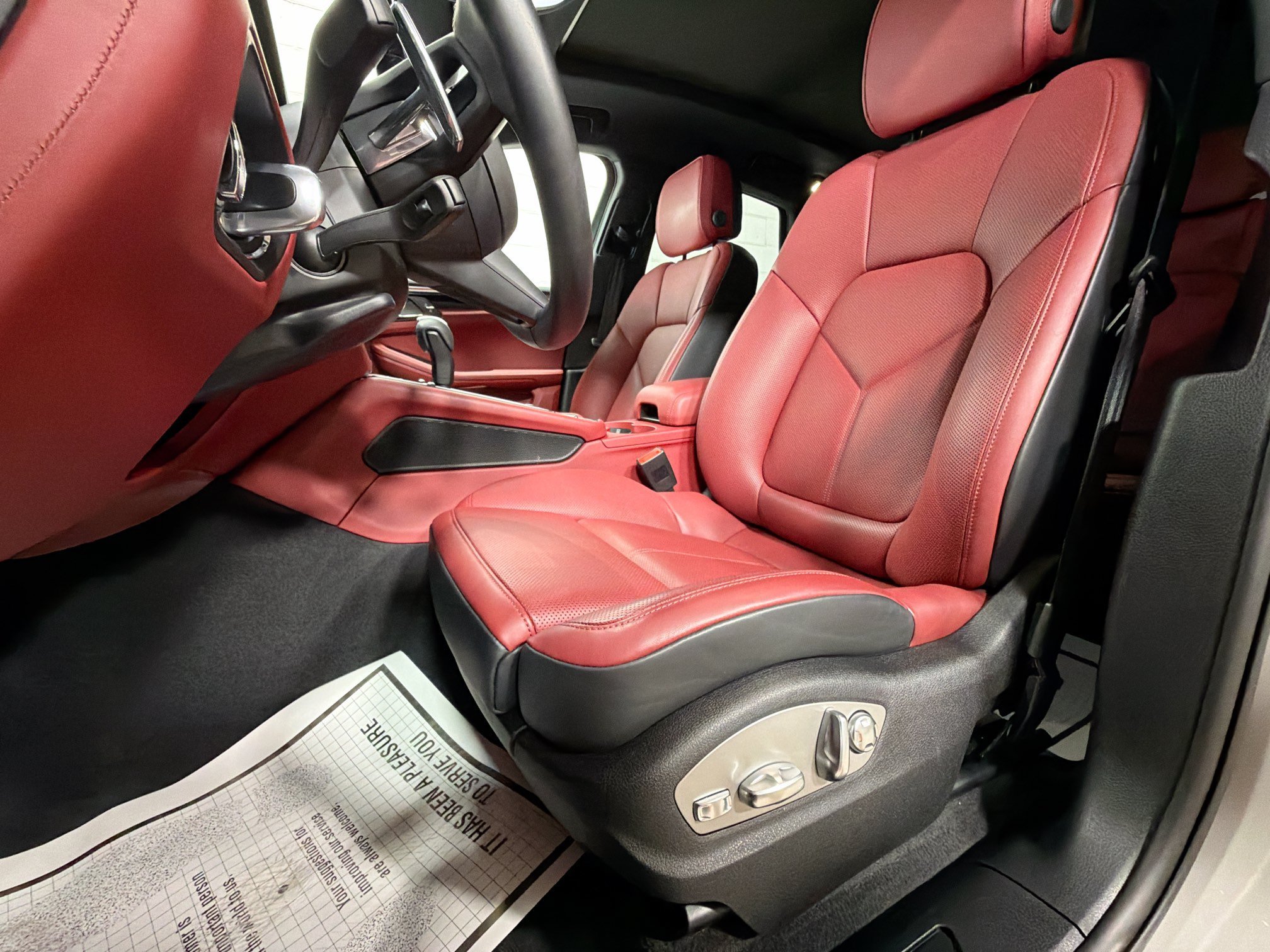 Used 2026  Porsche  image 3