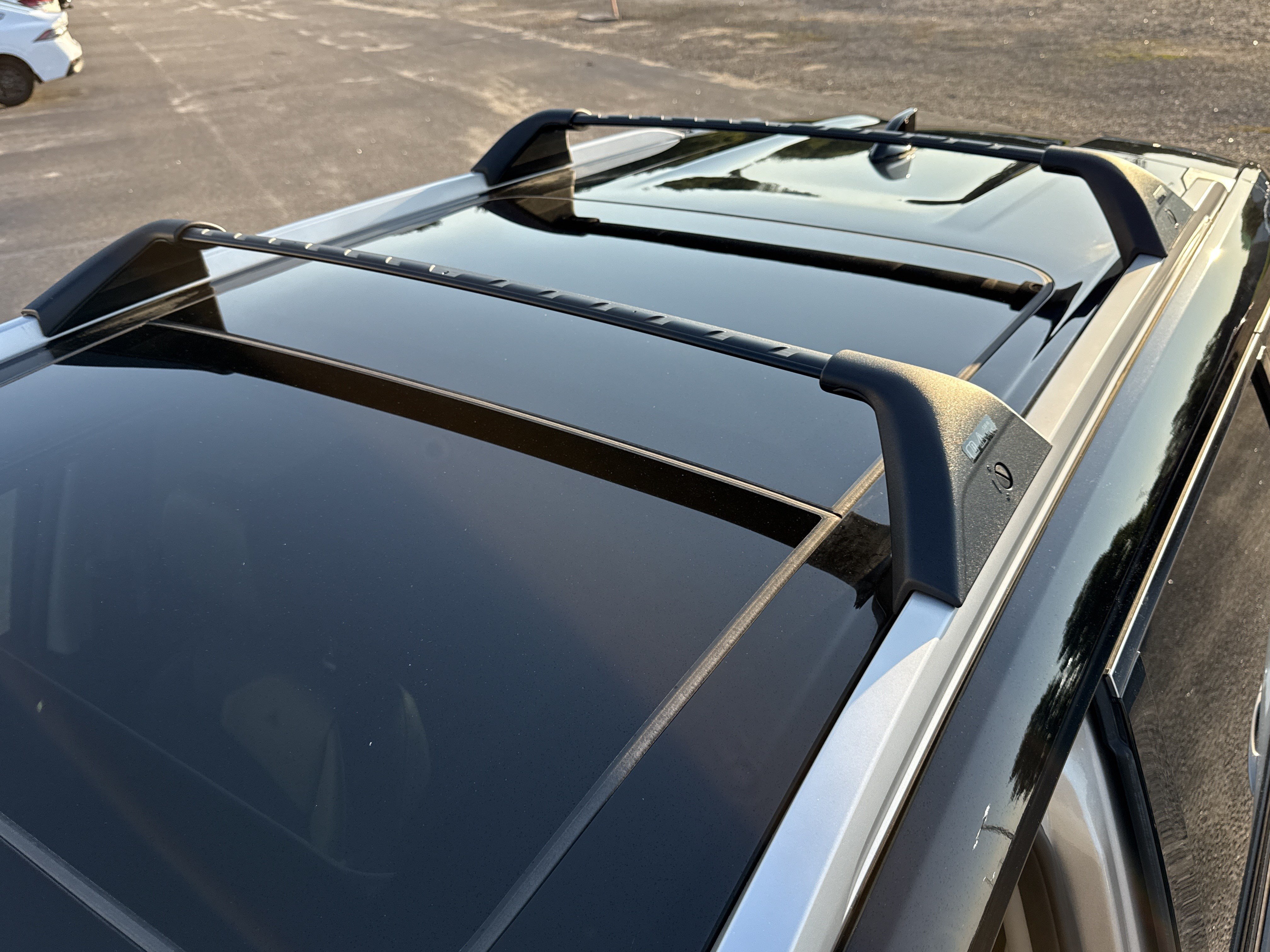 Used 2026 Champagne Silver Metallic/Super Black Nissan Platinum image 37