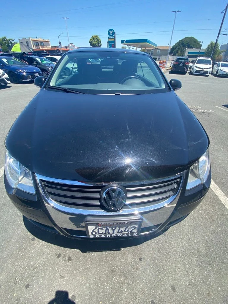 Used 2008 Black Volkswagen Lux image 6