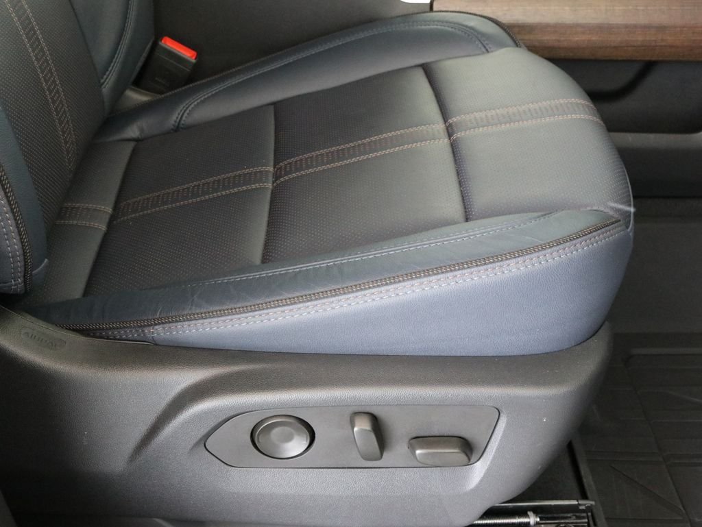 Used 2023 Blue Chevrolet High Country image 46