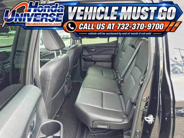 Used 2024 Crystal Black Pearl Honda RTL image 23