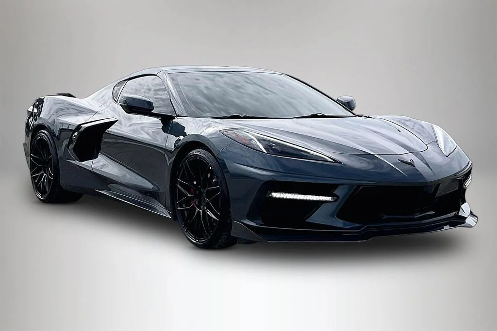 Used 2020 Gray Chevrolet Stingray image 1