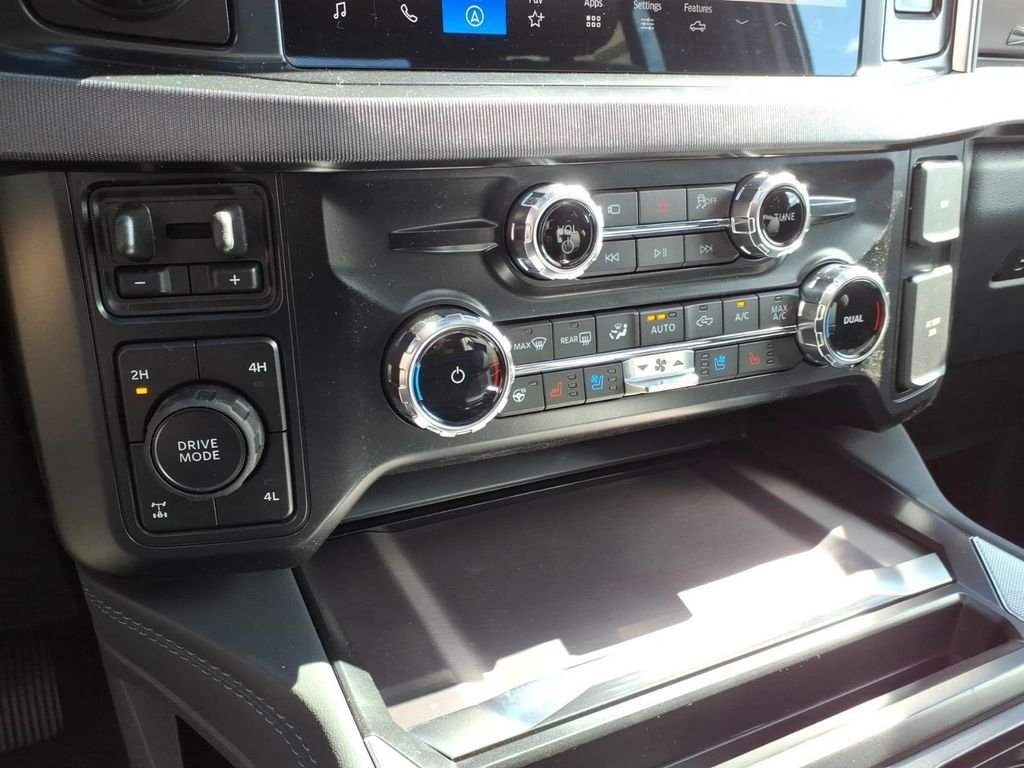 New 2026 Star White Metallic Tri-Coat Ford F-250® Platinum® image 23