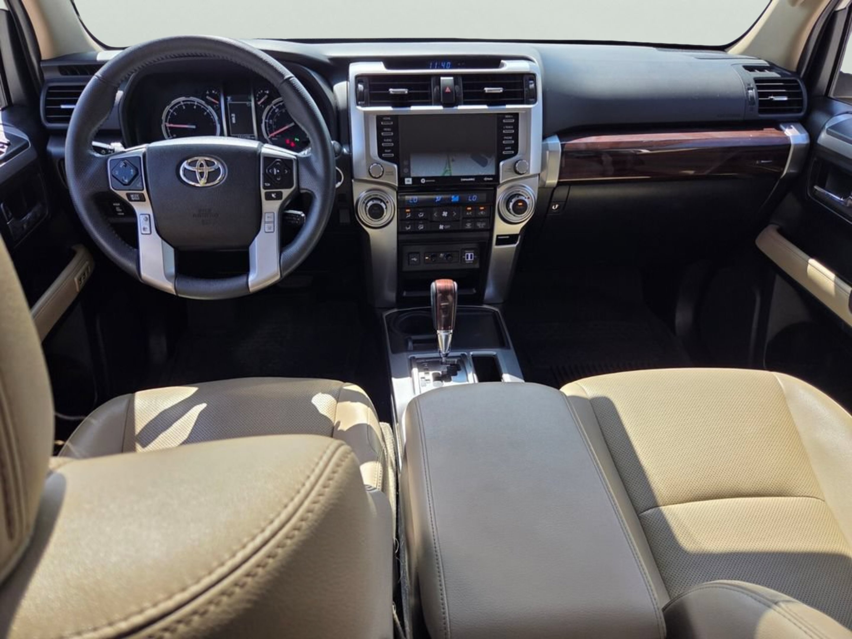 Used 2020 Blizzard Pearl Toyota Limited image 13