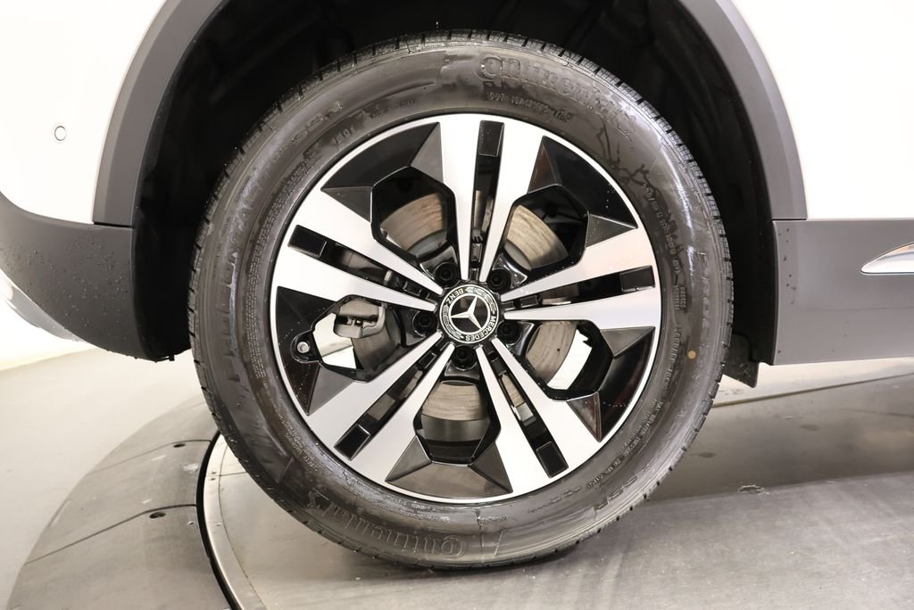 New 2026 Polar White Mercedes-Benz GLA 250 image 13