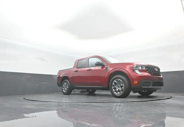 New 2026 Ruby Red Metallic Tinted Clearcoat Ford XLT image 34