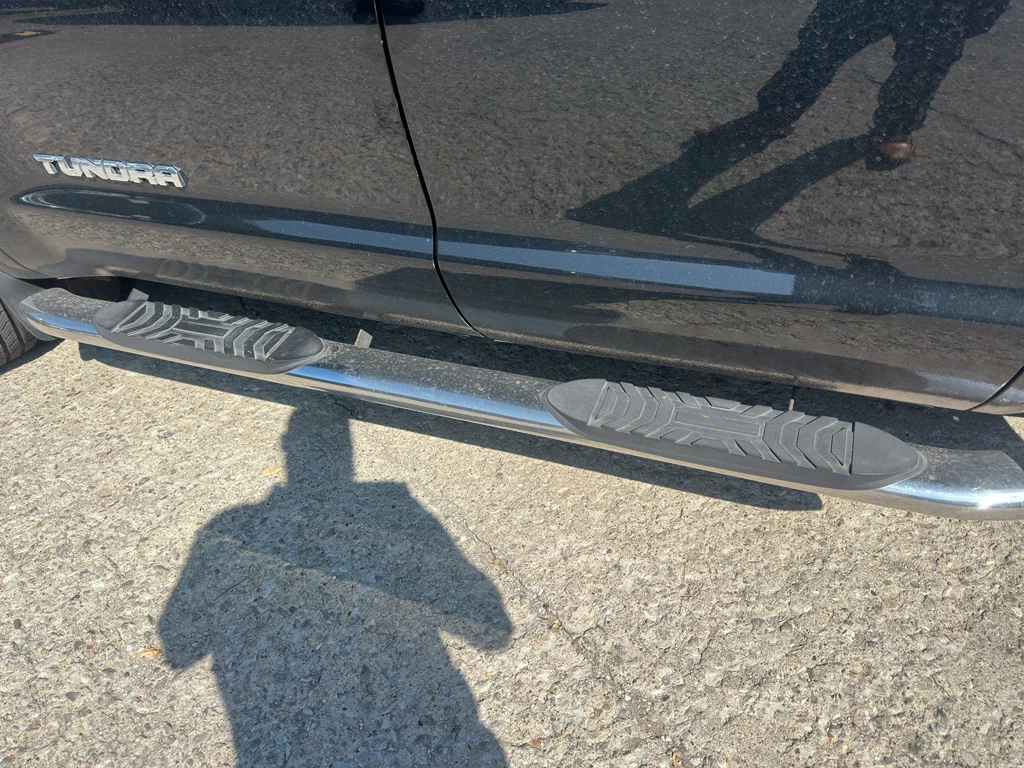 Used 2016 Black Toyota SR5 image 5