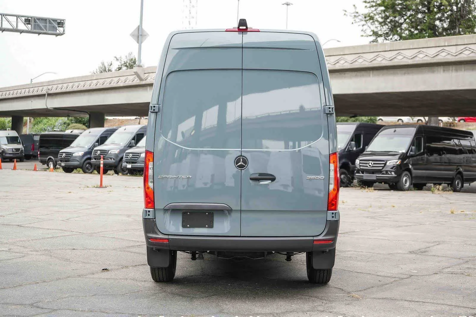 New 2026 Blue Gray Mercedes-Benz Cargo 144WB High Roof RWD 2.0L I4 Diesel Turbo SO image 7