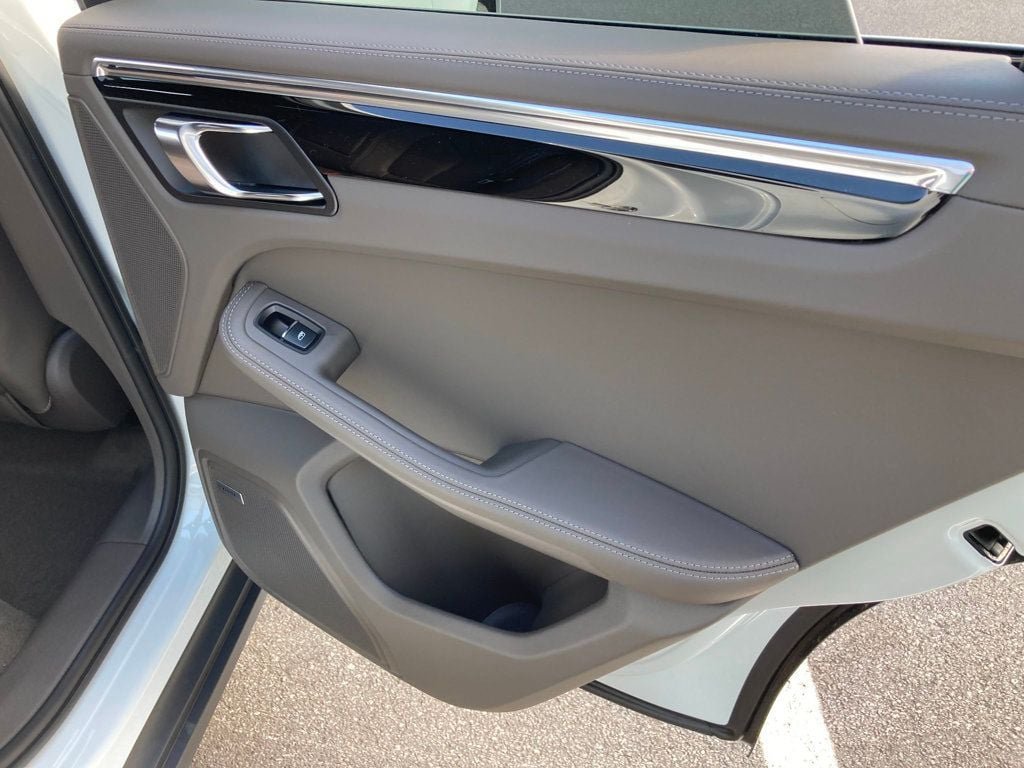 Used 2025 White Porsche AWD image 24
