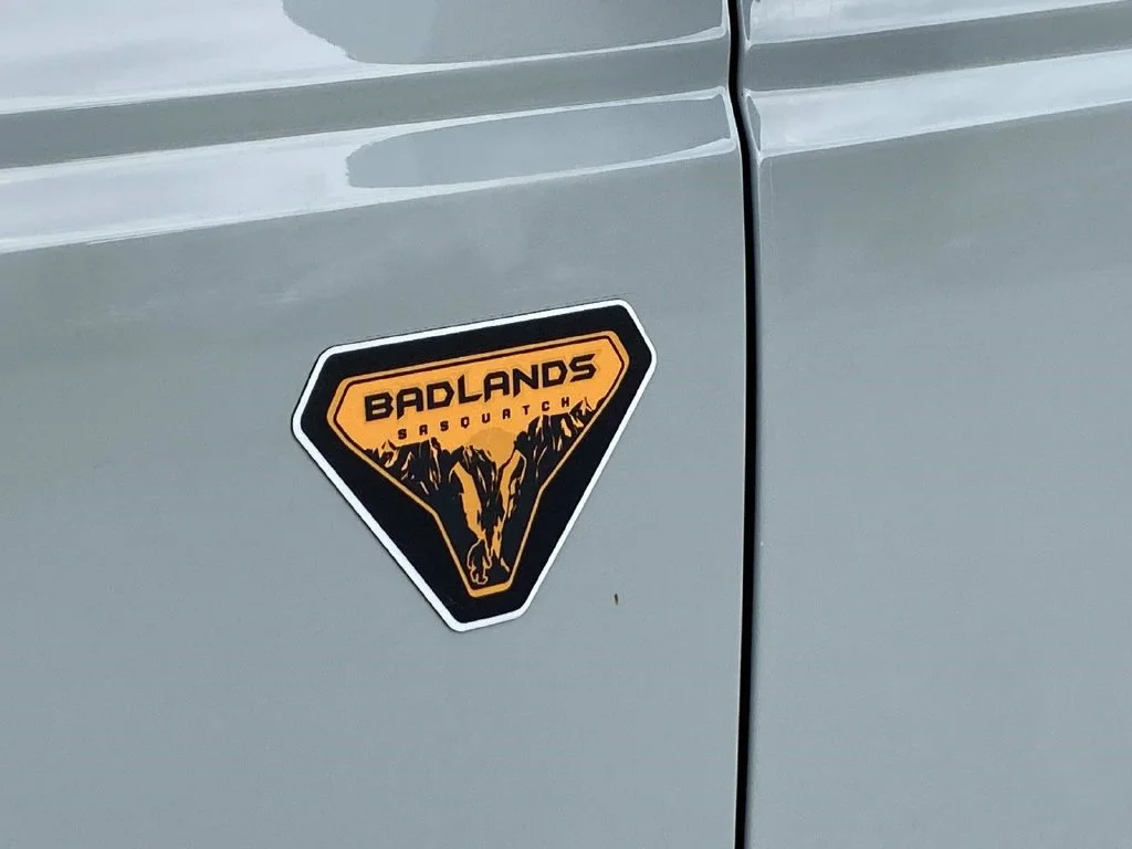 Used 2023 Gray Ford Badlands image 10