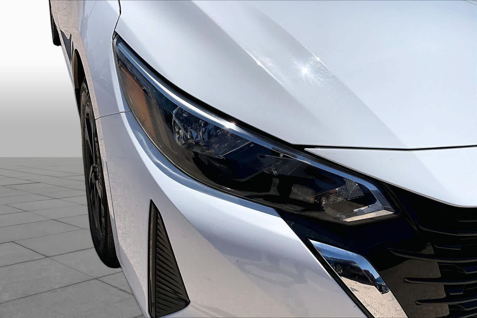 Used 2024 Fresh Powder Nissan SV image 27