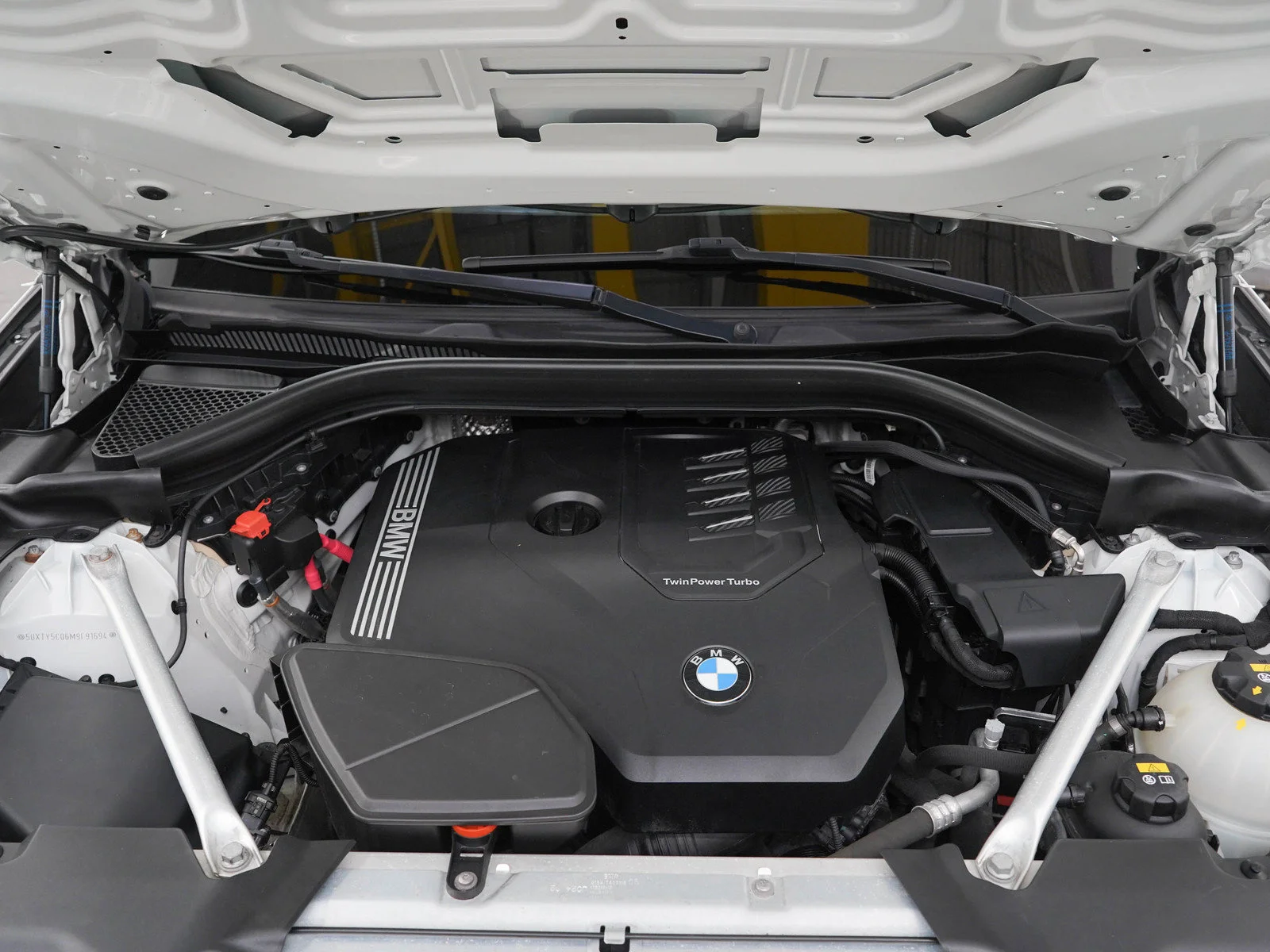 Used 2021 Alpine White BMW xDrive30i image 28