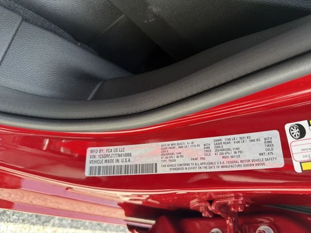 New 2026 Molten Red Pearl-Coat Exterior Paint RAM Laramie image 33