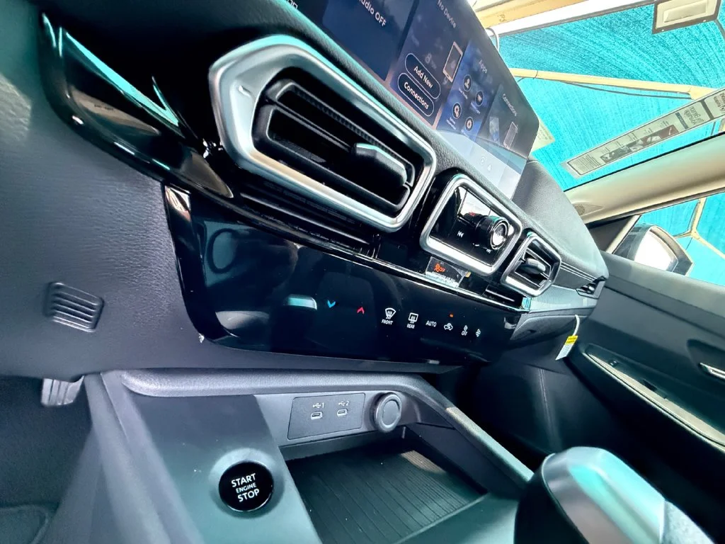 New 2027 Black Nissan SV image 23