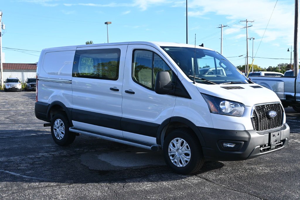 Used 2025 Oxford White Ford Base image 7