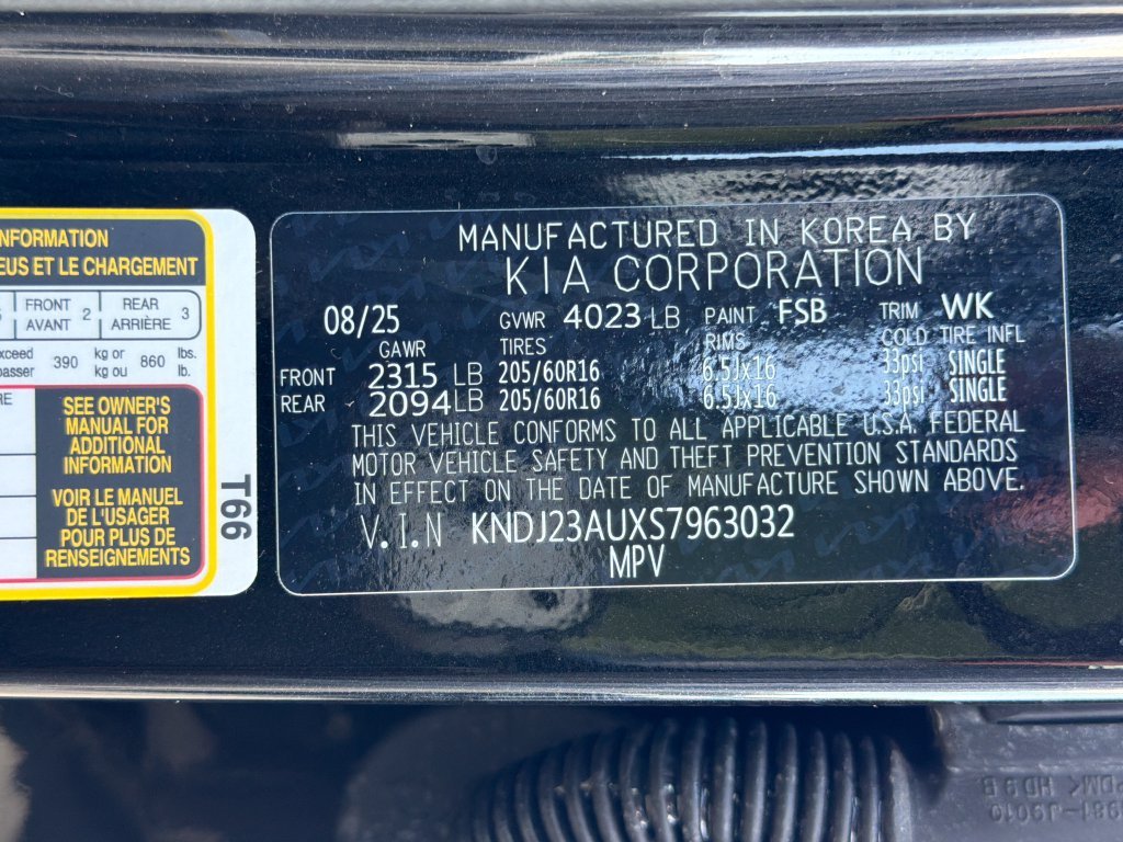 2025 Kia Soul LX - Photo 29