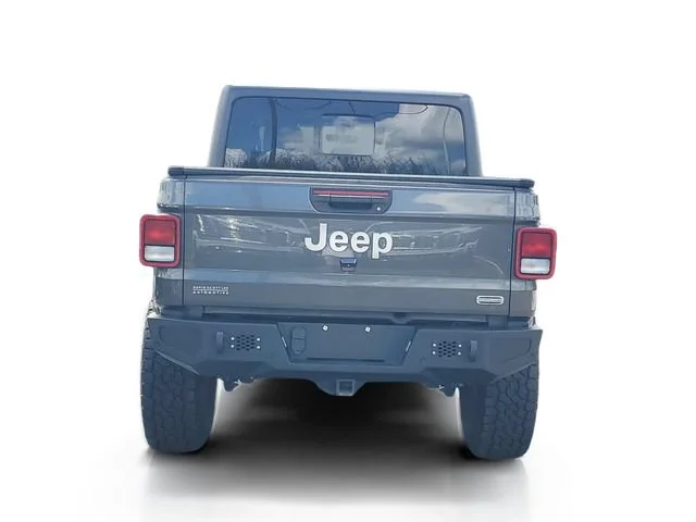 Used 2021 Granite Crystal Metallic Clearcoat Jeep Overland image 6