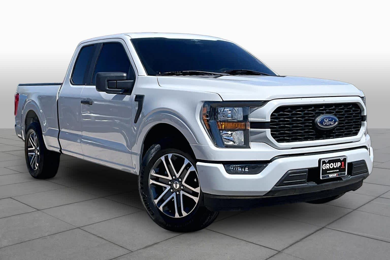 Used 2023 Avalanche Gray Ford XL image 3