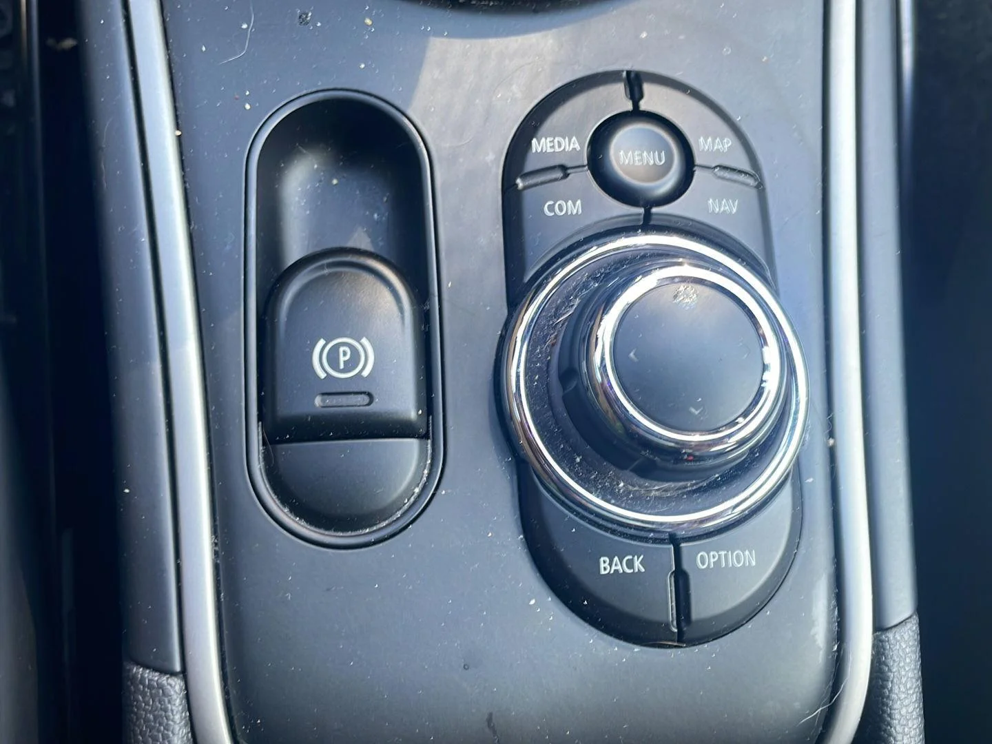 Used 2024 Melting Silver III Metallic MINI Cooper S image 4