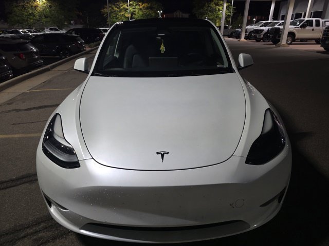 Used 2024 White Tesla Long Range image 8