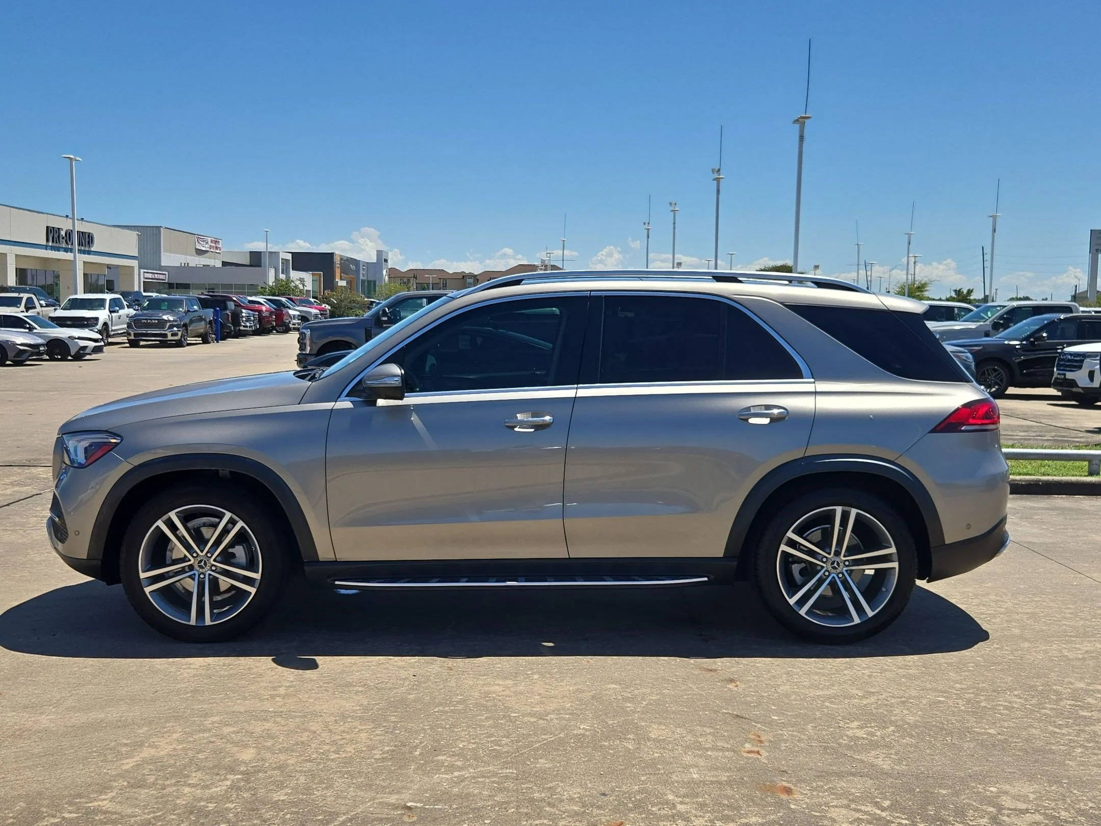 Certified Used 2022 Mojave Silver Metallic Mercedes-Benz GLE 350 image 6