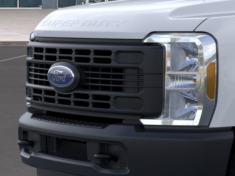 New 2025 Oxford White Ford F-350® XL image 17