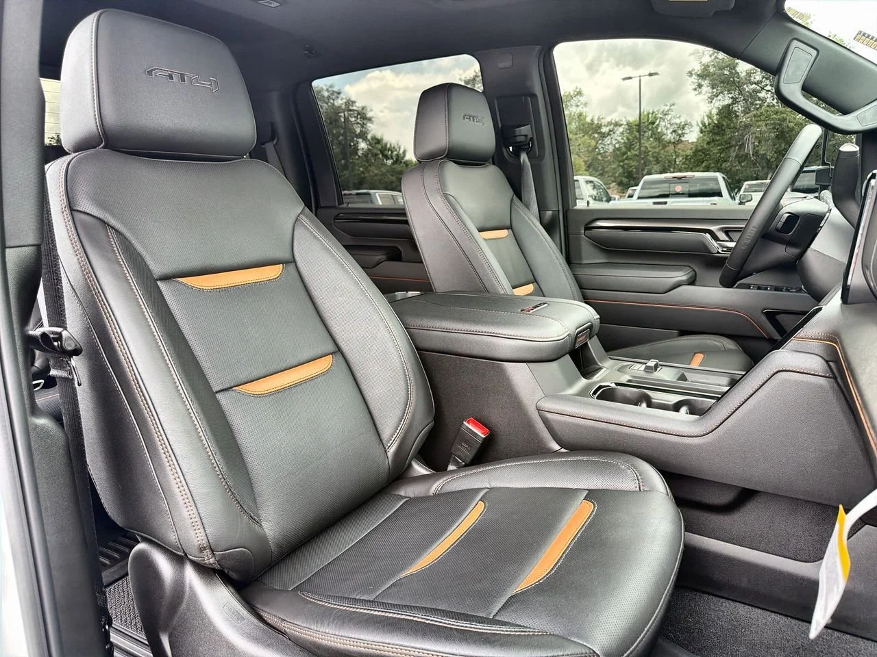 Used 2025 Summit White GMC AT4 image 23