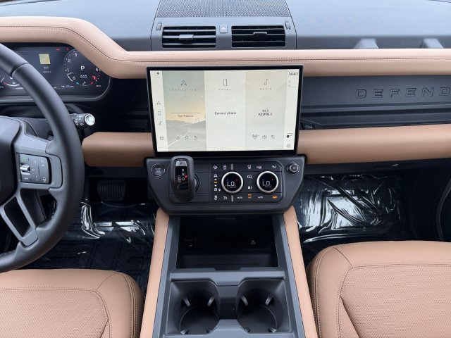 New 2026 Borasco Grey Land Rover X-Dynamic SE image 15