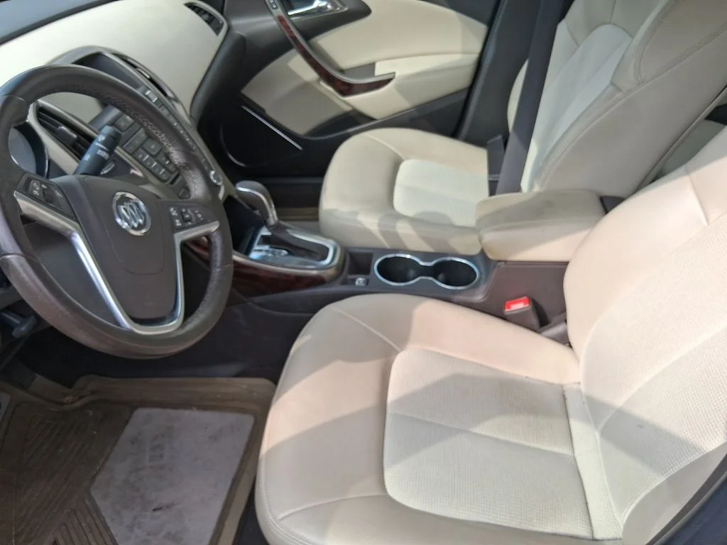 Used 2014 Red Buick Convenience Group image 14