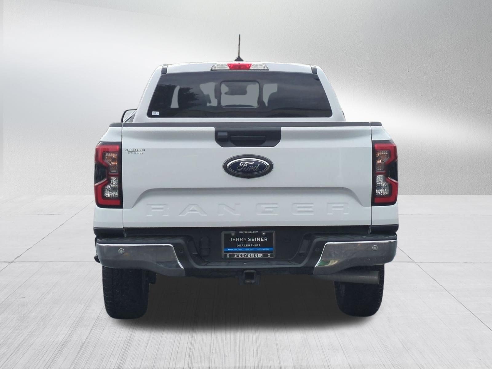 Used 2025 White Ford XLT image 4